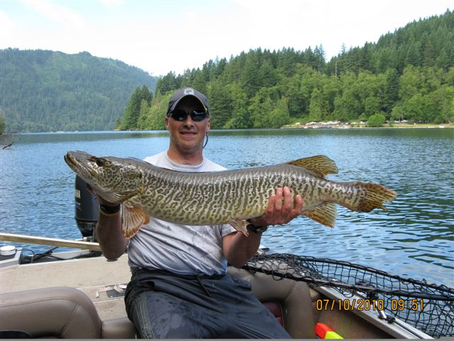 07-16-2010 Musky 024.jpg